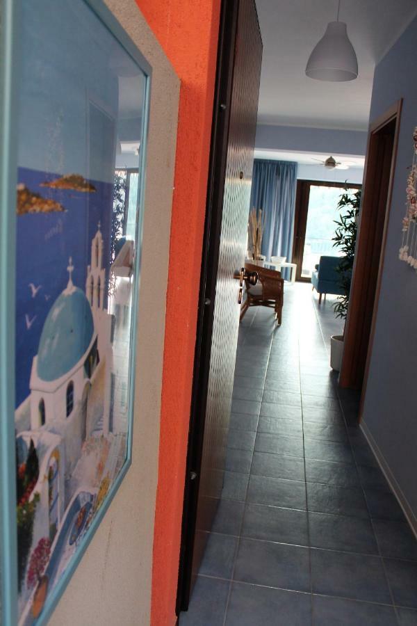 Light Blue House Lejlighed Letojanni Eksteriør billede